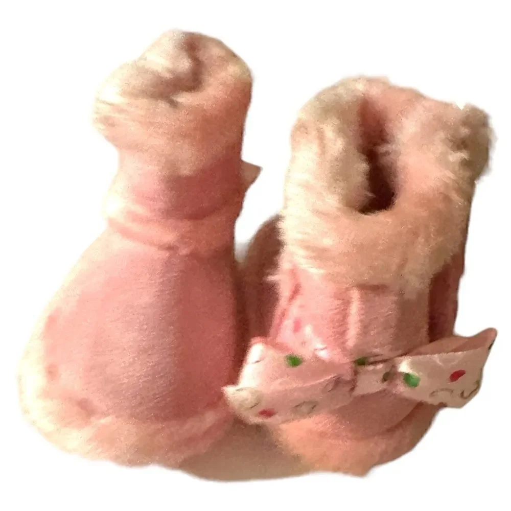 NEW pink fur boots for CUTE GIRLS SIZE 4-6 months